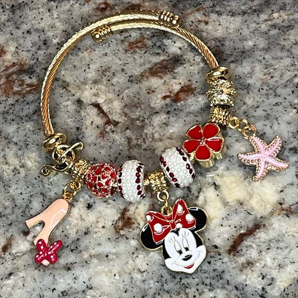Fashion Jewelry Minnie Mouse Bangle Charm Bracelet in Gold Tone with Red - Picture 3 of 5